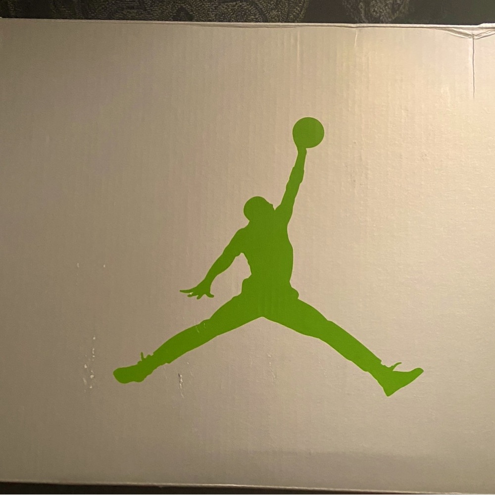 Put Some Fall In Your Step With The Jordan 5 Retr… - image 1